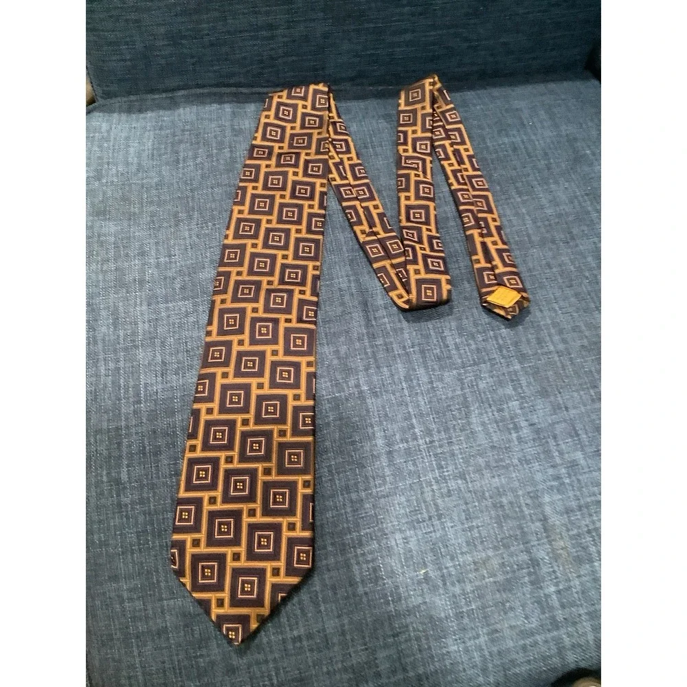 VTG HICKEY FREEMAN Italian Silk Tie Necktie HAND MADE IN USA Woven Browns